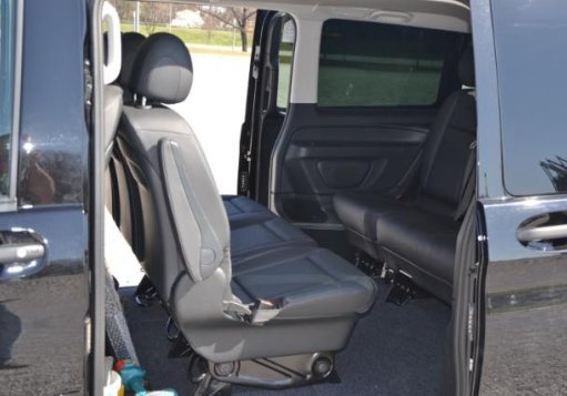 Mercedes V-Class back sits 